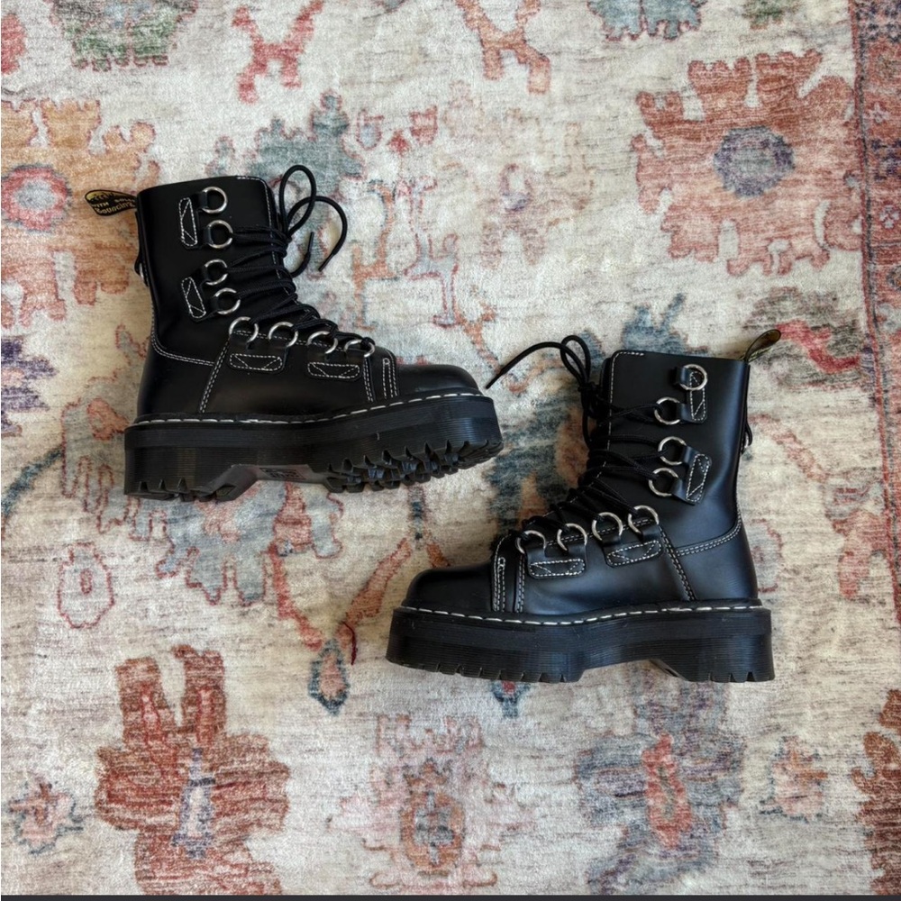 Dr. Marten Jadon XL boots with white stitching Size 6.5W/5M